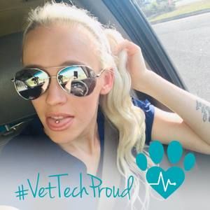 Meet your Posher, Arielle